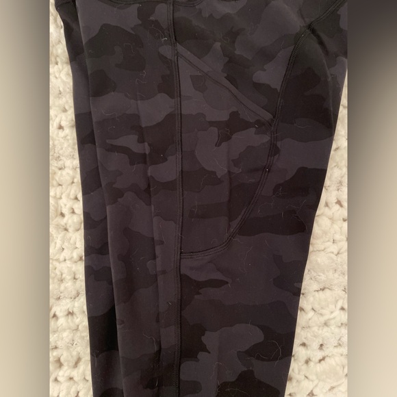 Lululemon fast and free black camo leggings - Picture 9 of 11